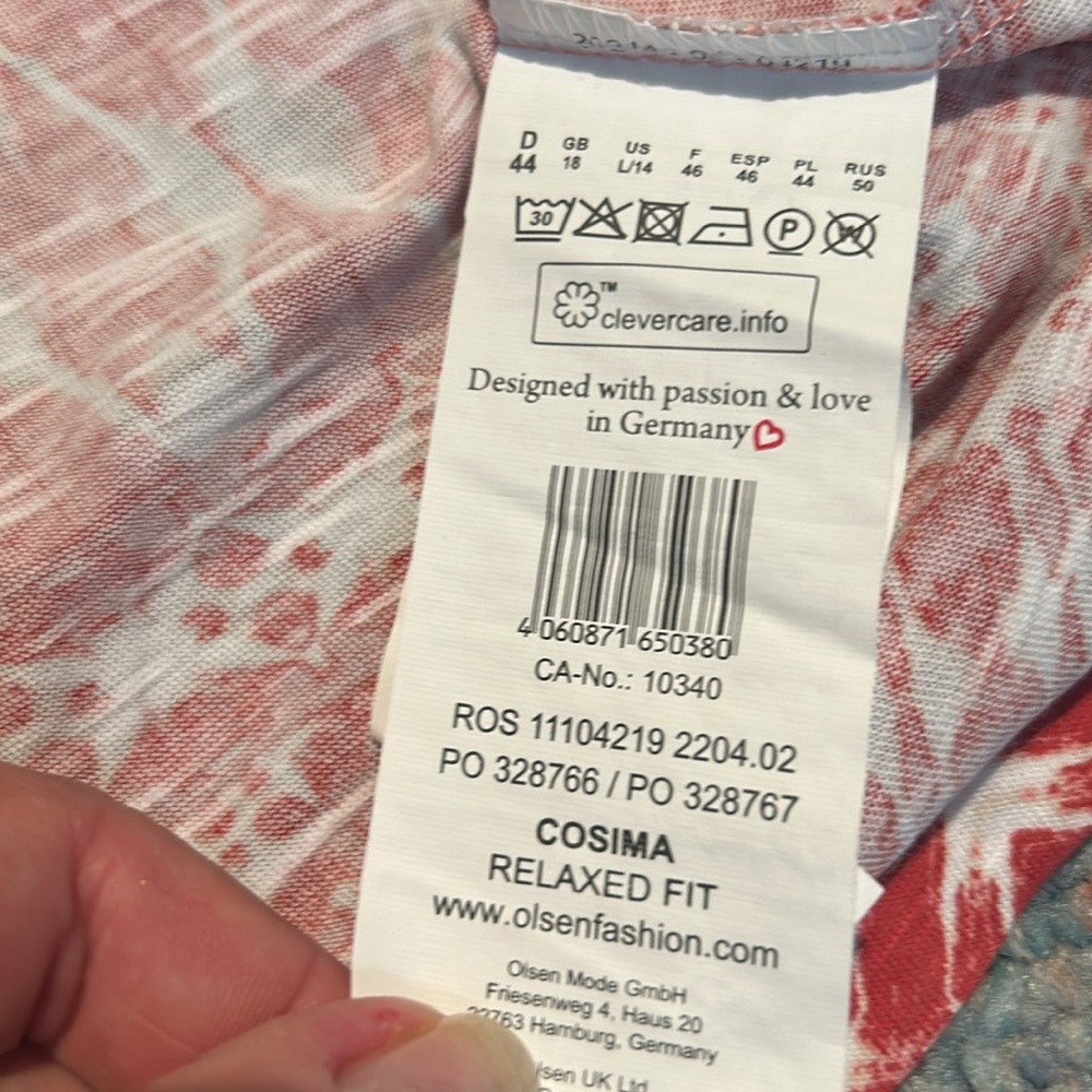 Red and Pink Patterned T-Shirts from Olsen size large - Picture 2 of 14